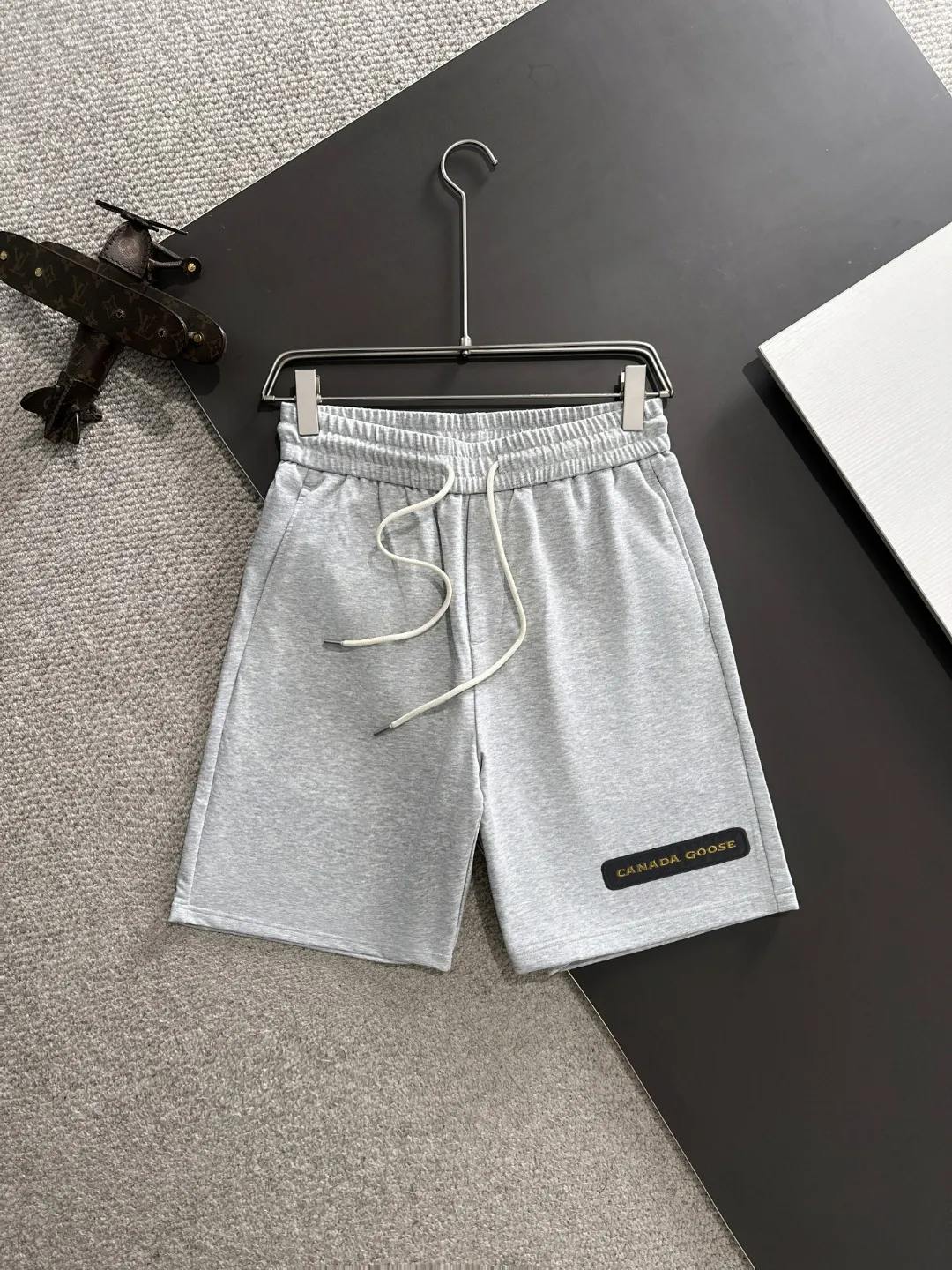 Next day delivery P300 High-end goods Big Goose 2025 new summer elastic band casual shorts, counter-customized fabrics, high breathability and comfort, impeccable details, brand element design concept, reflecting high quality. It feels delicate and soft! It presents a casual cut and the upper body shape is great! Size: M-4XL